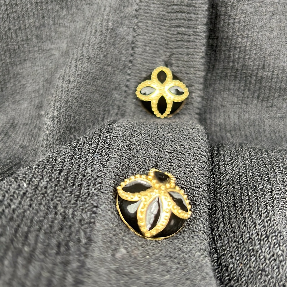 ST. JOHN CAVIAR - Like new Black Knit Sweater Cardigan Luxury-Medium - Picture 8 of 13